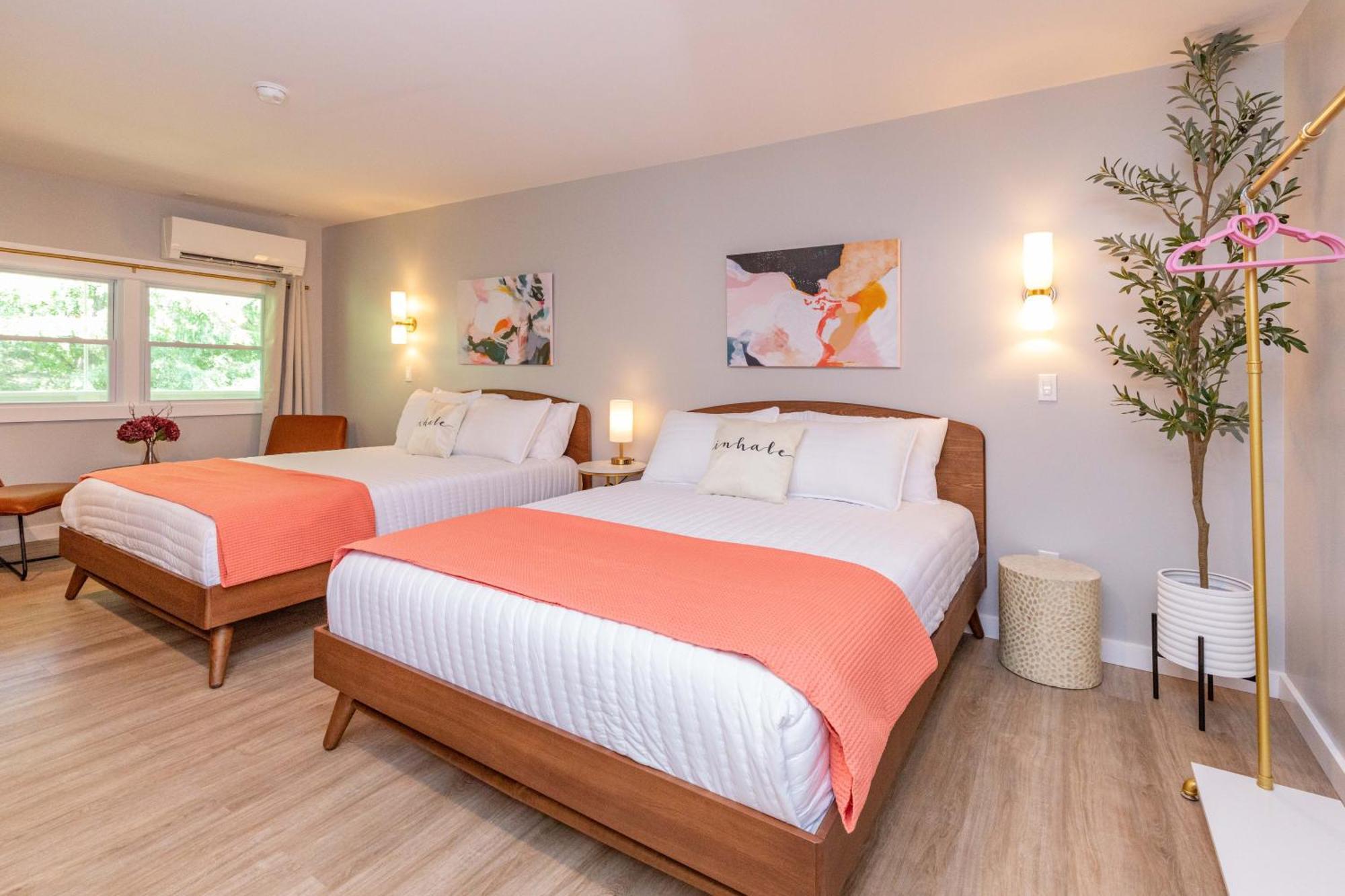 Dogwood Boutique Motel Maggie Valley Bagian luar foto